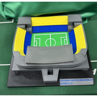 Estadio Cádiz 22 cm * 21 cm